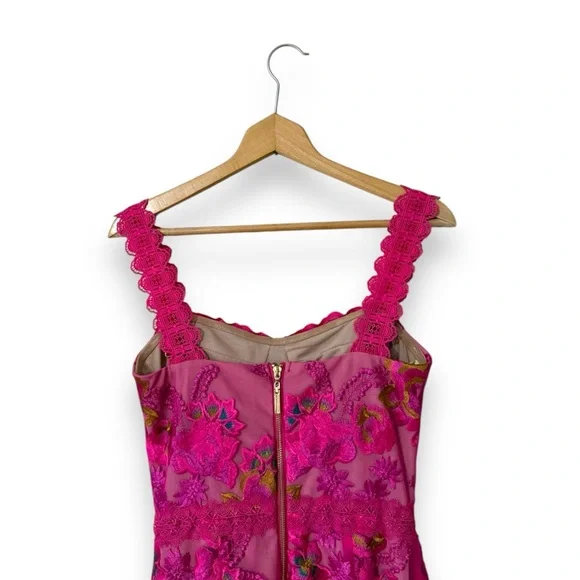 NWT Bronx and Banco Eva Sleeveless Embroidered Floral Midi Dress Fuchsia Small NWT Bronx and Banco Eva Sleeveless Embroidered Floral Midi Dress Fuchsia Small
